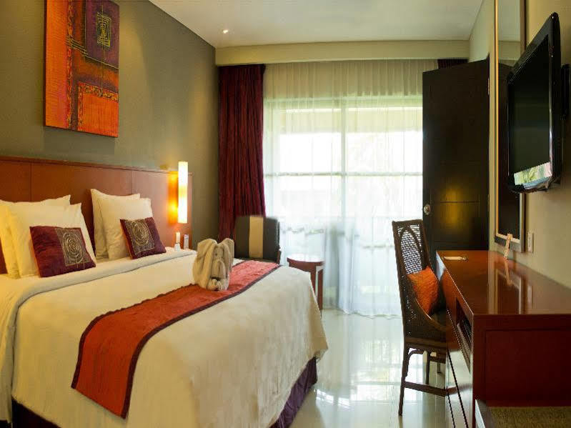 Bali Dynasty Resort Kuta Lombok Exteriör bild